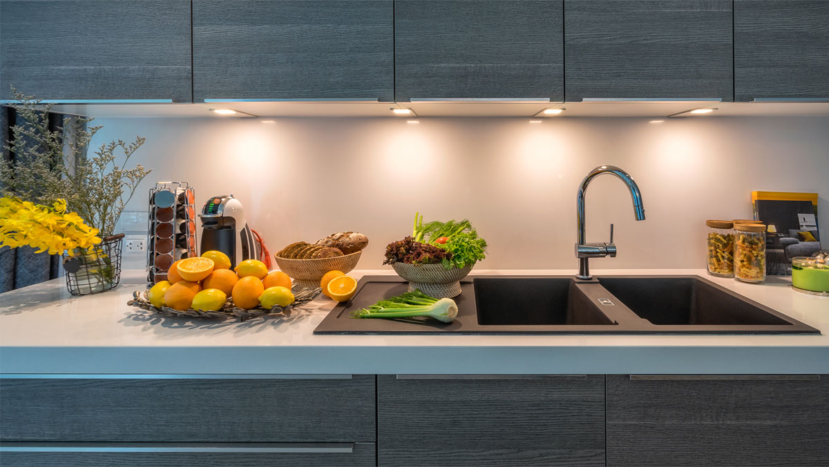 Modern kitchen cabinets with lighting; Kitchen design ideas; kitchen lighting inspiration