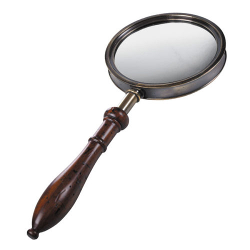 Victorian magnifying mirror is the retrospective instrument of beauty. This magnifying mirror mission is to report one's daily status.